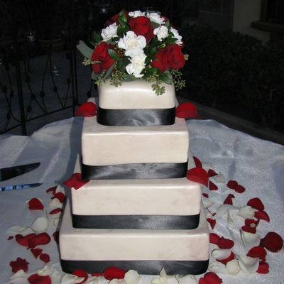 Square Wedding Cake