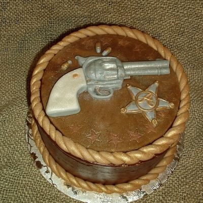 Cowboy, Revolver Birthday Cake
