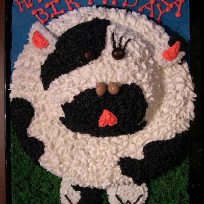 Happy Birthday Cow Cake