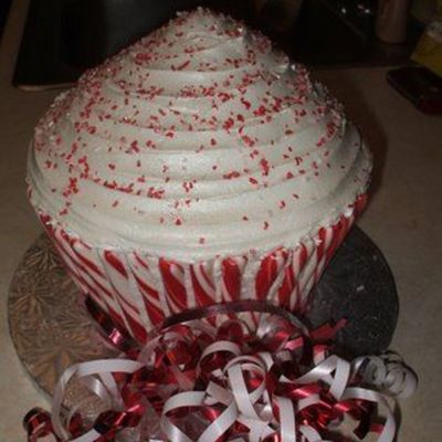 Giant Christmas Cupcake