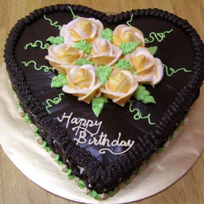 Rich Chocolate Moist Cake With Chocolate Topping