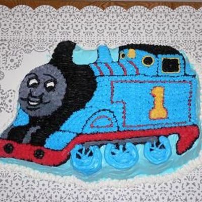 Thomas The Tank Engine Cake