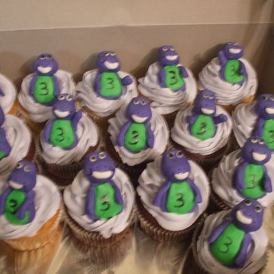 Barney Cupcakes