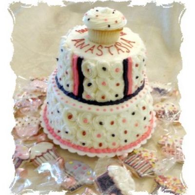 Cupcake Cake & Cookies