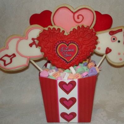 Valentine Bouquet With Puppy