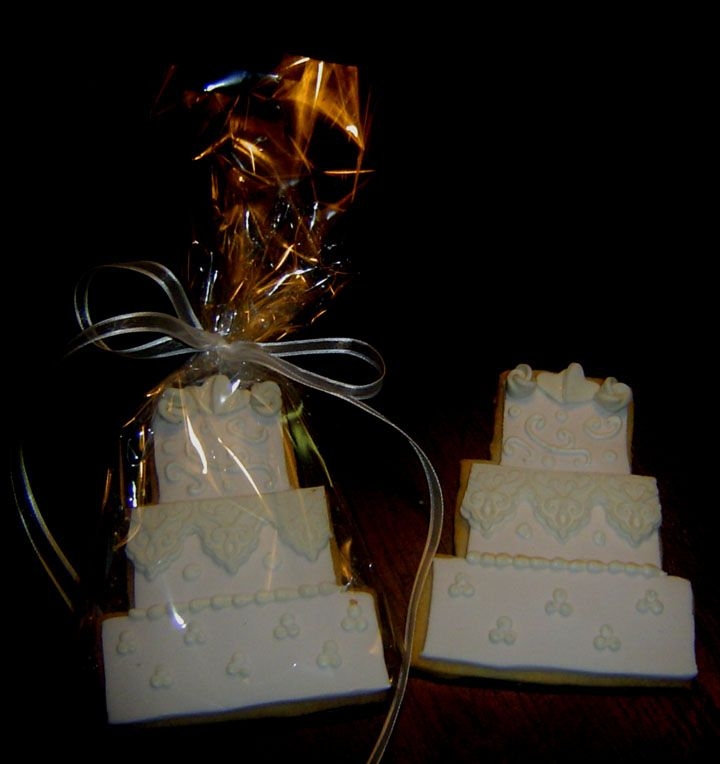 Wedding Cake Shaped Cookies