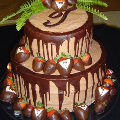 Monogramed Groom's Cake