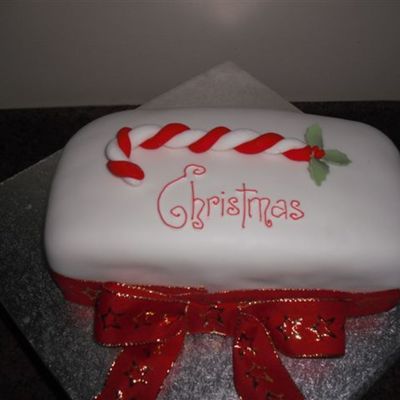 Christmas Candy Cane Cake