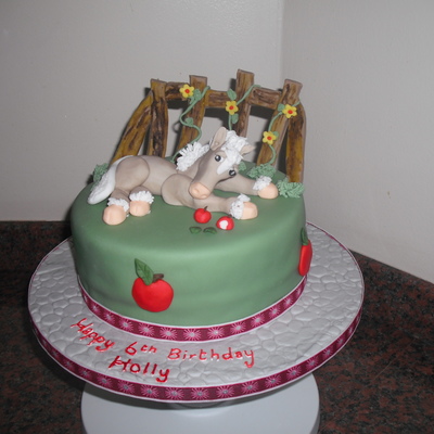 Holly's Pony Cake