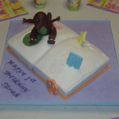 Barney Birthday Cake