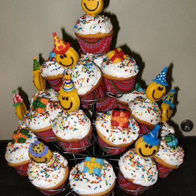 Birthday Cupcake Tree