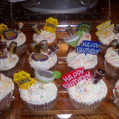 Cupcakes To Go With The Blurry Officer