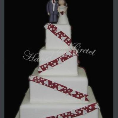 Squire Wedding Cake ( Lindy Smith)
