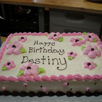 Birthday Cake With Daisy's