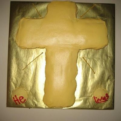 Cross Cupcakes