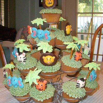 Jungle Cupcake Tree