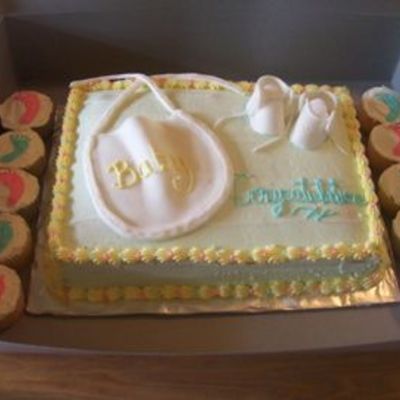 Baby Shower Cake And Cupcakes