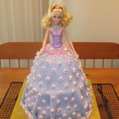 Barbie Cake