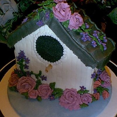 Birdhouse Cake