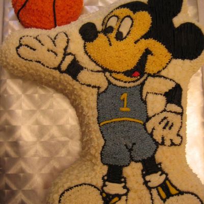 Mickey Mouse Basketball