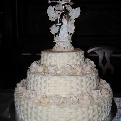 Anniversary Basket Weave