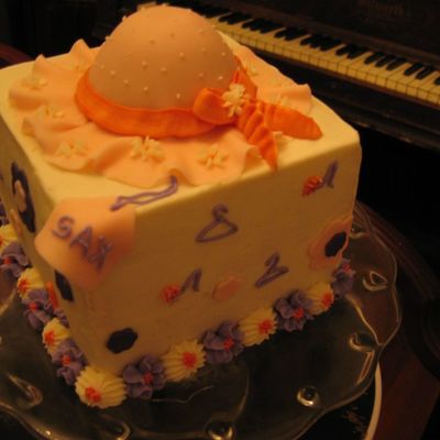 Dress Up Party Cake