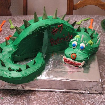Dragon Cake