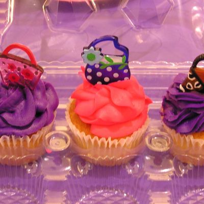 Purse Pick Cupcakes