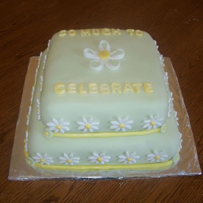 Daisy Anniversary Cake