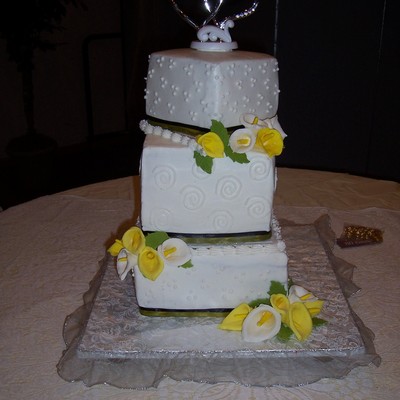 White And Yellow Calla Lillies