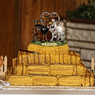 Haybale Wedding Cake