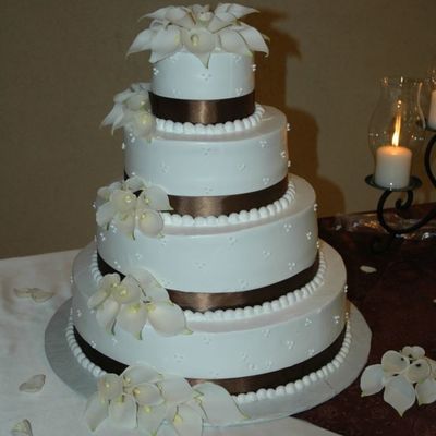 Calla Wedding Cake