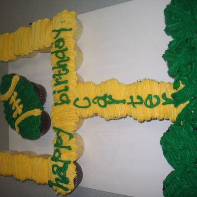 Green Bay Football Cupcake Cake