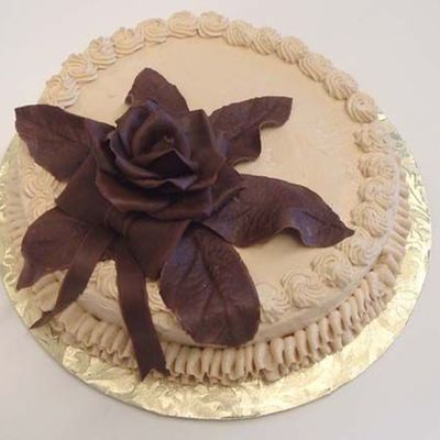 Chocolate Rose & Leaves Cake