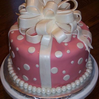 Pink Fondant With Bow