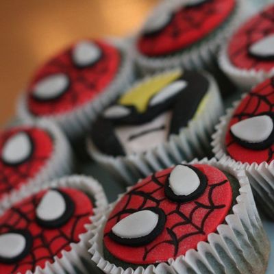 Spiderman And Wolverine Cupcakes