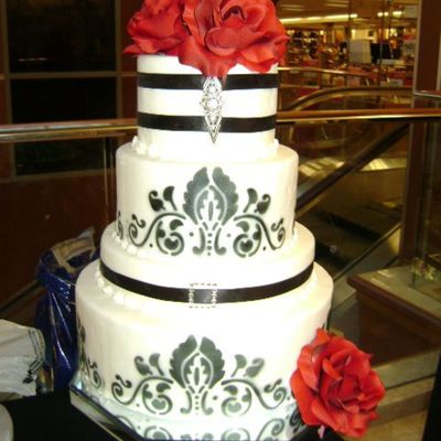Black And White Modern Cake