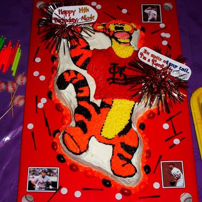 Tigger World Series Cake