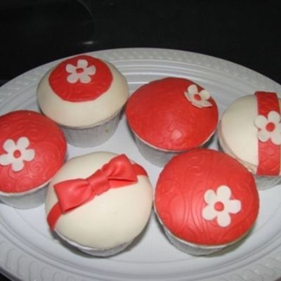 Red And White Cupcakes