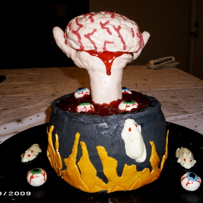 Creepy Halloween Cake!!