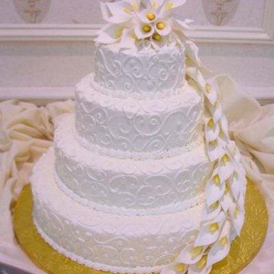 Calla Wedding Cake