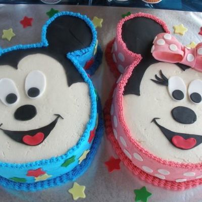 Mickey And Minnie Mouse