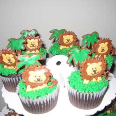 Lion Cupcakes