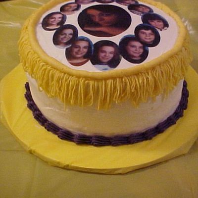Graduation Cake With Fringe