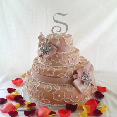 Brushed Embroidery Wedding Cake