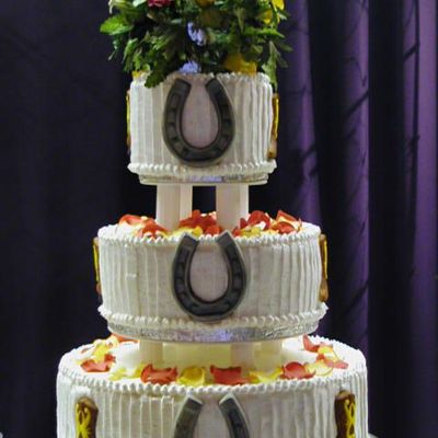 Western_Wedding_Cake.jpg