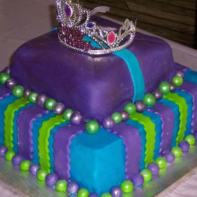 Pillow Princess Cake - Sweet 13 Side-View