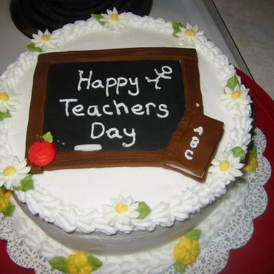Teachers Day Cake