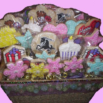 Large B-Day Cookie Bouquet