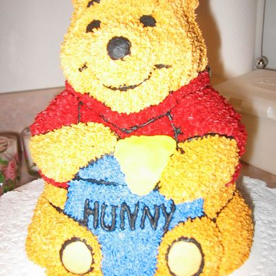 Winnie The Pooh 3D Cake With Honey Pot